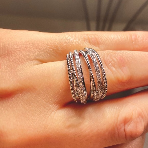 New S925 Simulated White Sapphire Ring, cute Ring, shiny Ring. - Picture 4 of 4